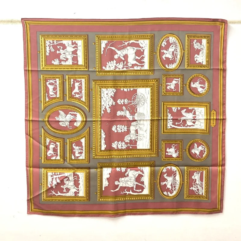 Scarves in pure silk -Hermes  Cloth Scarf (Pre-Owned)