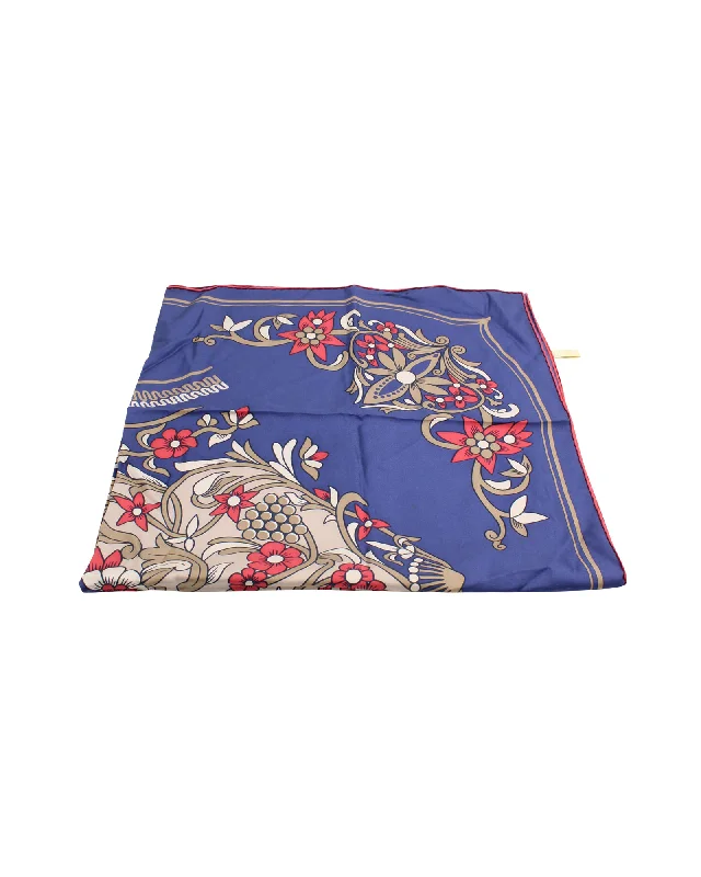 Scarves with wave designs -Cartier Printed Scarf in Multicolor Silk