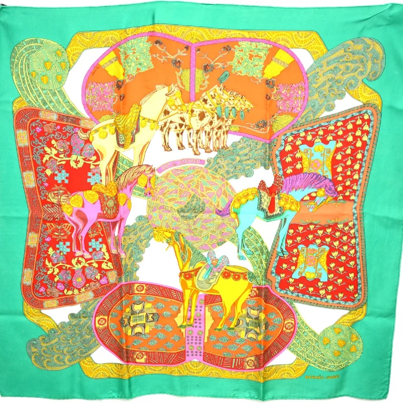 Scarves in staple designs -Hermes  Silk Scarf (Pre-Owned)