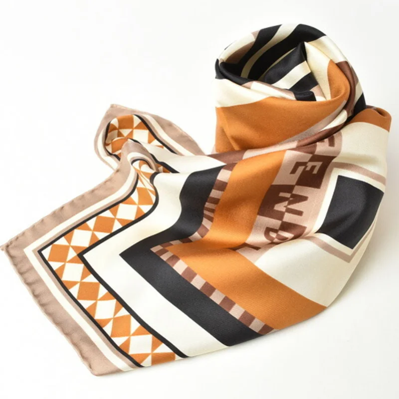 Scarves with paisley prints -Fendi   Silk Scarf (Pre-Owned)