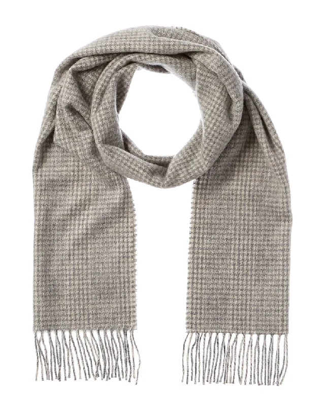 Scarves in trendy patterns -Amicale Cashmere Houndstooth Cashmere Scarf