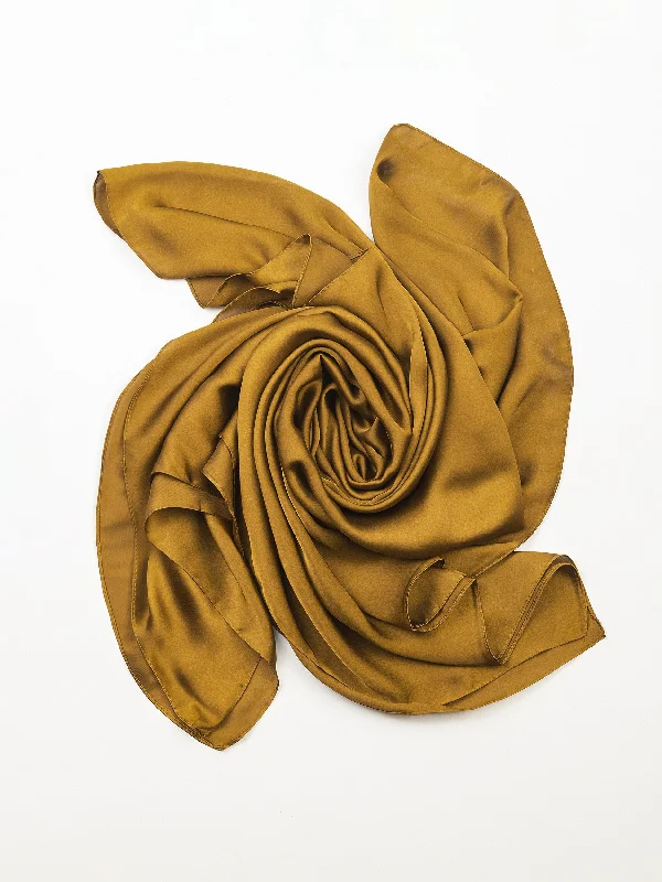 Shawls for casual hues-Dyed Silk Scarf