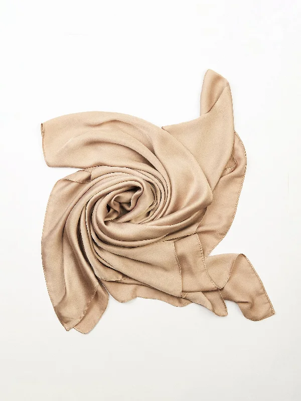 Shawls with neutral warmth-Dyed Silk Scarf