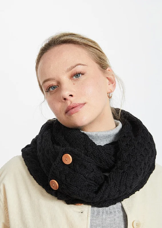 Scarves in deep colors -Aran Buttoned Snood | Black