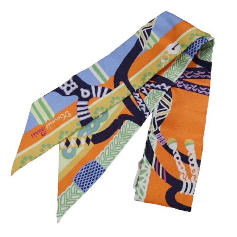 Scarves with stylish fringes -Hermes   Silk Scarf (Pre-Owned)