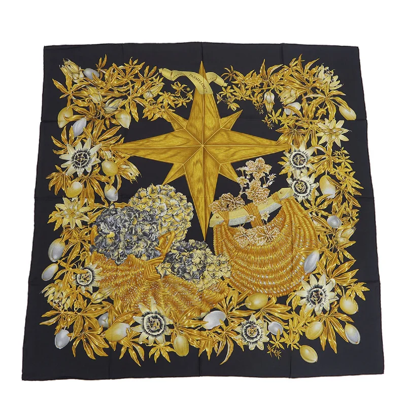 Scarves for neat layers -Hermes   Silk Scarf (Pre-Owned)