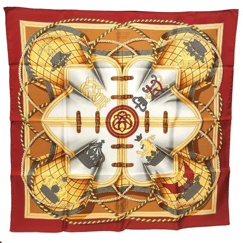 Scarves with wild designs -Hermes  Silk Scarf (Pre-Owned)