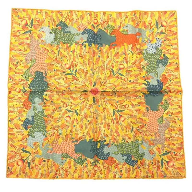 Scarves in eco-friendly materials -Hermes Silk Scarf (Pre-Owned)