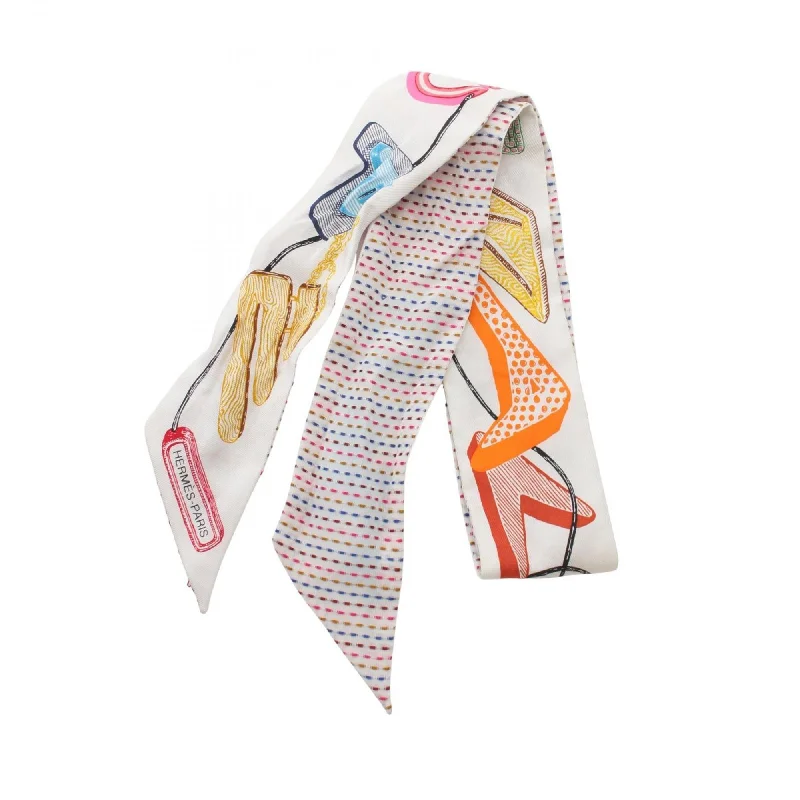 Scarves for sweet dates -Hermes   Silk Scarf (Pre-Owned)