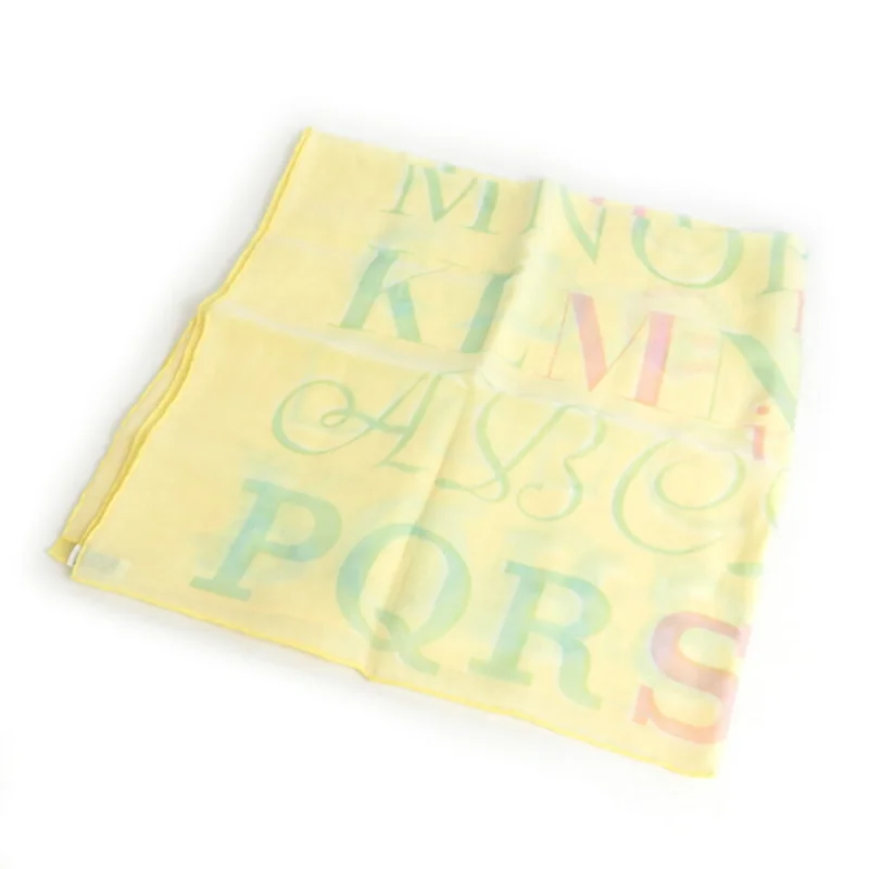 Scarves with soft fringes -Hermes  yellow Silk Scarf (Pre-Owned)