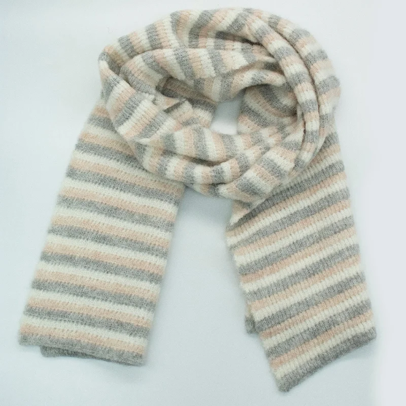 Scarves with quilted designs -STRIPED SCARF