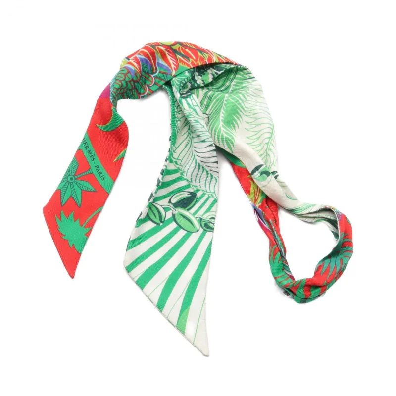 Scarves for quick trips -Hermes    Color Silk Scarf (Pre-Owned)