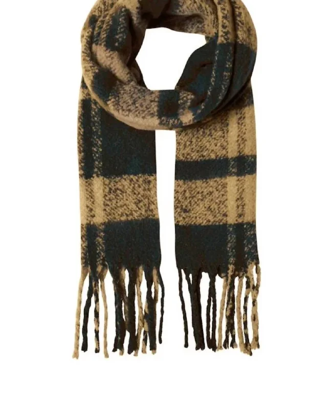 Scarves with sharp geometrics -Women's Plaid Fringe Scarf In Black/yellow