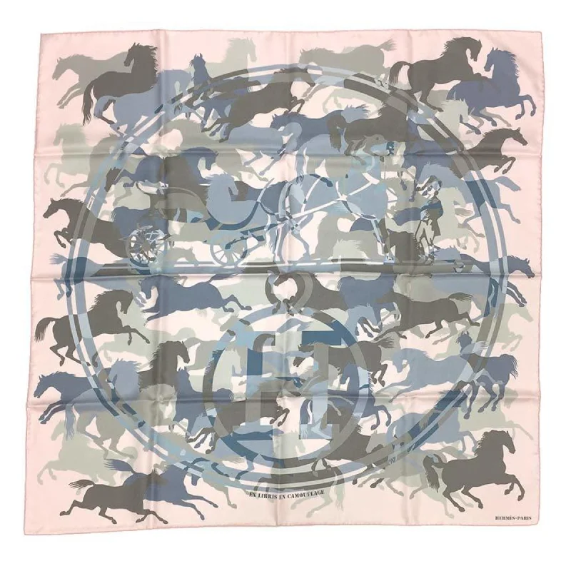 Scarves in refined styles -Hermes  Silk Scarf (Pre-Owned)