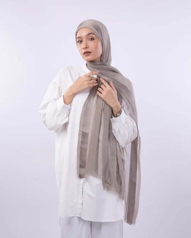 Scarves in neutral tones -Soft Kuwaiti scarf