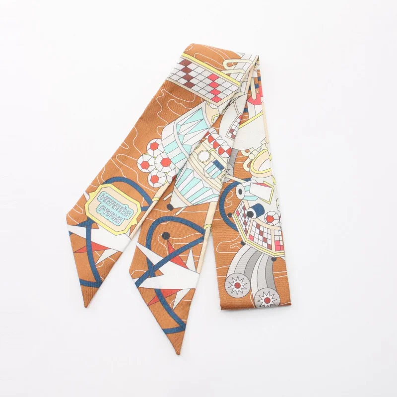 Scarves with traditional motifs -Hermes   Silk Scarf (Pre-Owned)